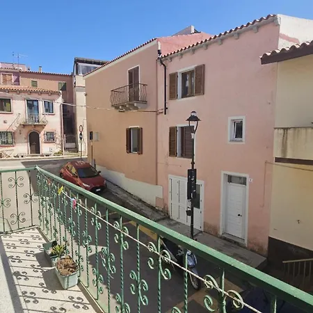 Dimora Rosa - Santa Teresa Apartment *